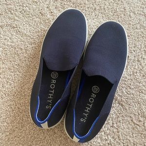 Navy rothy sneakers size 8